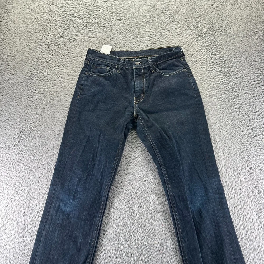 Levis before purchasing